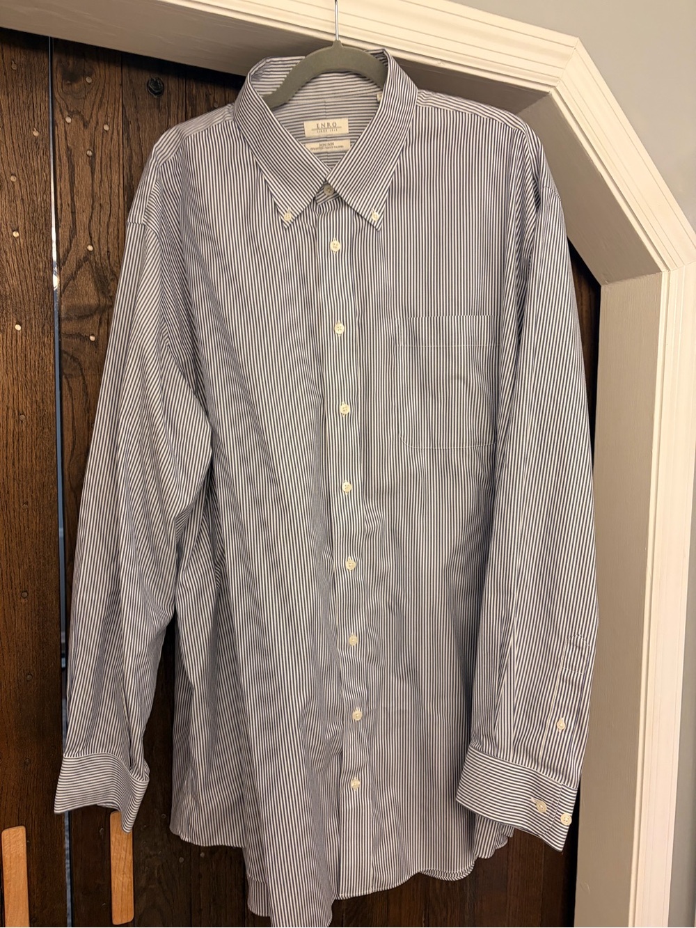 Men's Long-Sleeve Blue and White Pinstripe Button-Down Dress Shirt